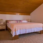 Idyllisches Nur 470 Meter Zum Mit Meerblick, Babybett - Hunde Willkommen Apartmán *
