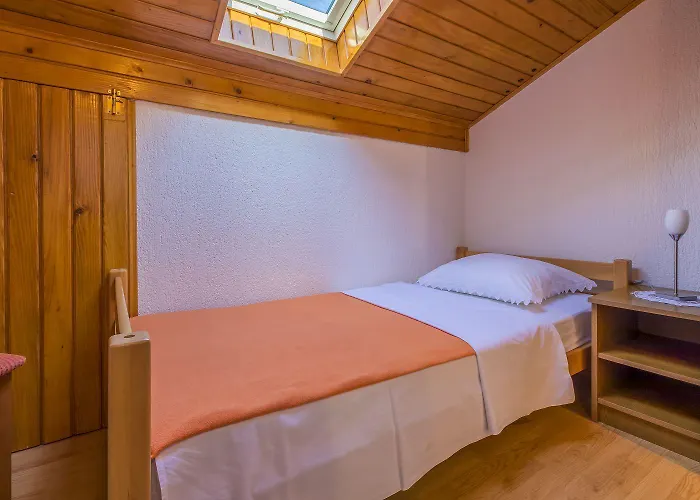 Idyllisches Nur 470 Meter Zum Mit Meerblick, Babybett - Hunde Willkommen Appartement *